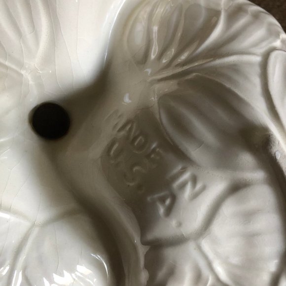 Ceramic Serving Dish Divided 3 Leaf Design Vintage - Picture 5 of 8